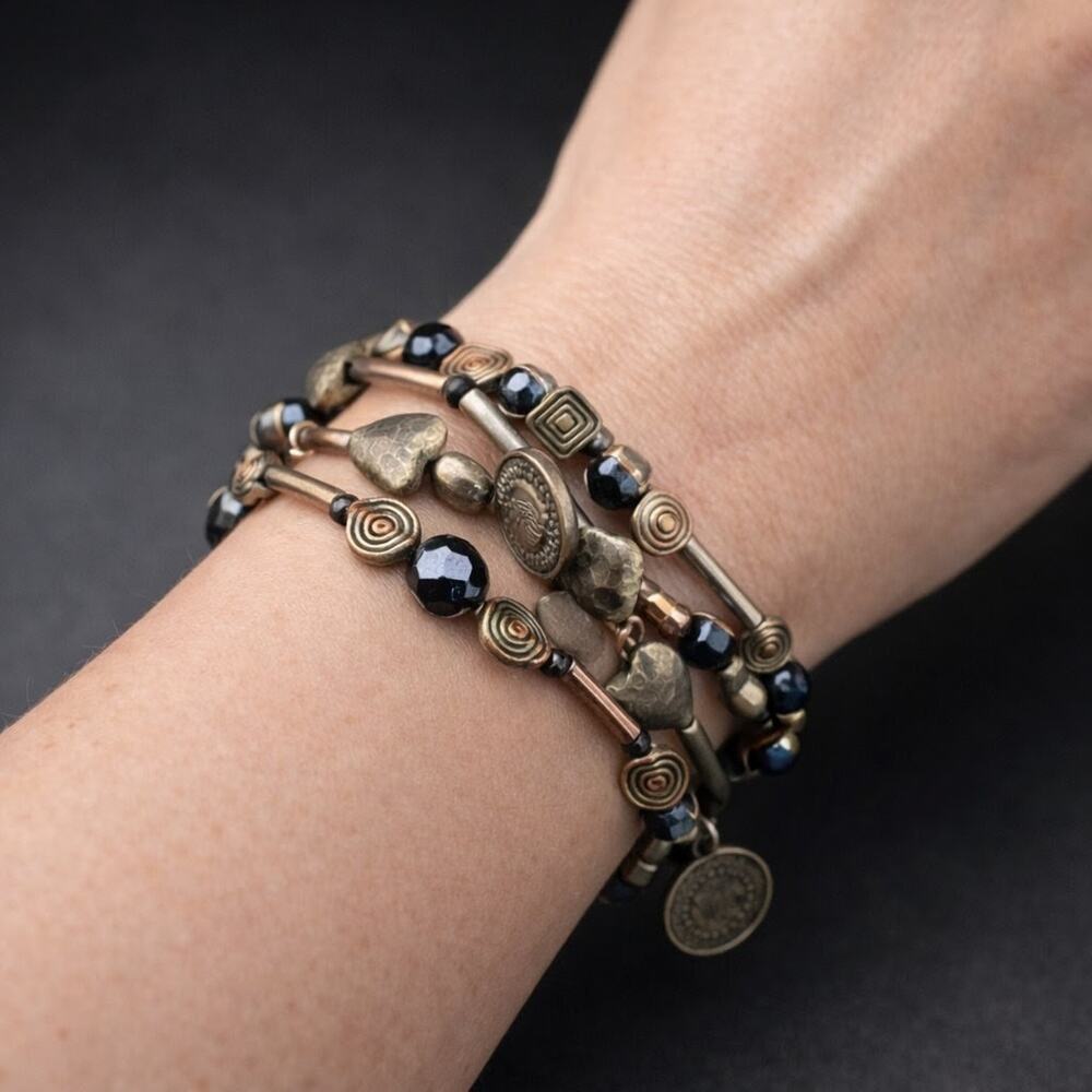 Boho Four-Strand Connected Stretch Bracelet – Coin Charms & Hammered Hearts